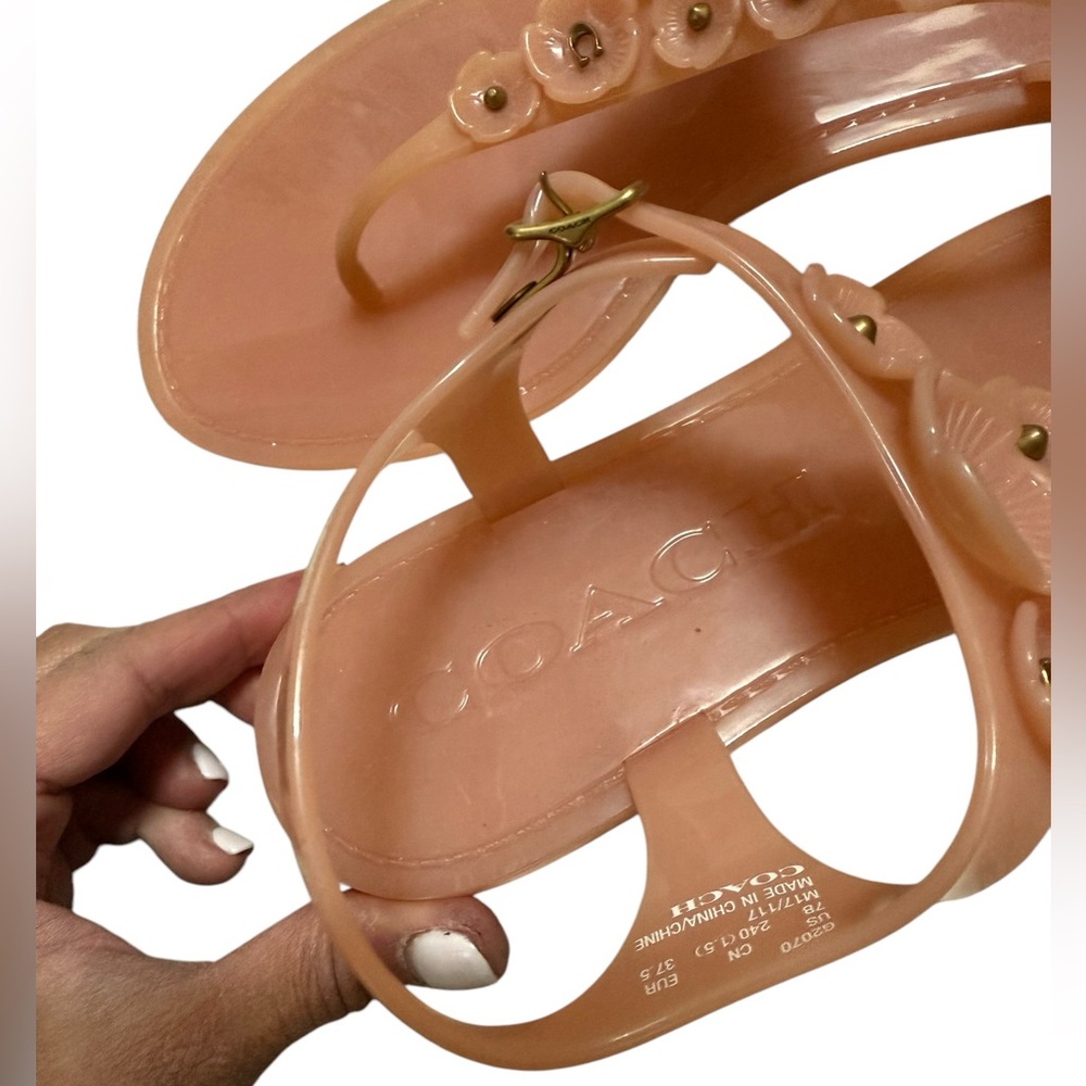 COACH Women's Tea Rose Peony Pink Multi Floral Jelly Sandals - Size 7 - Picture 3 of 7